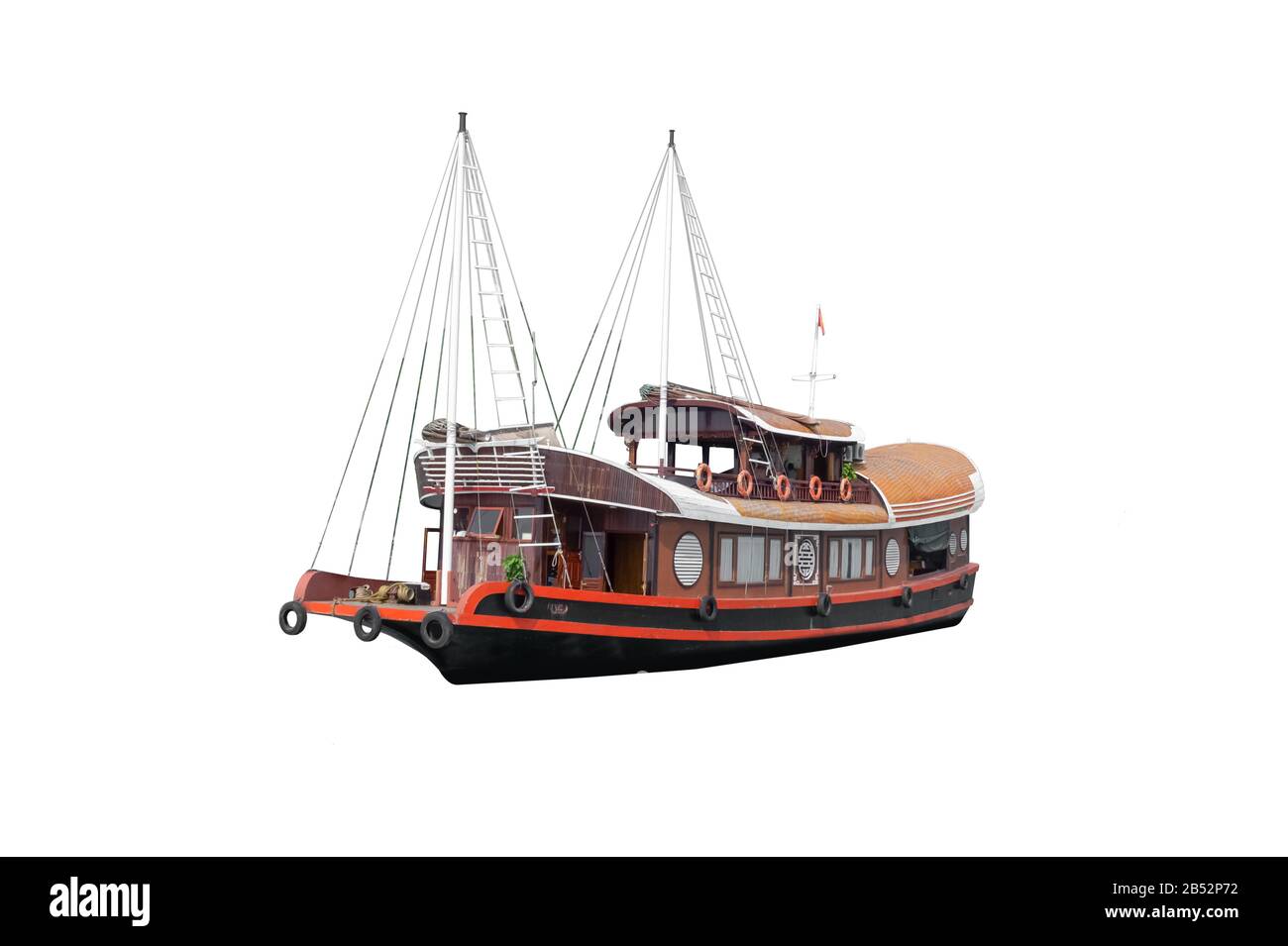 Linienschiff Holz-Junk-Segeln. Traditionelles Holzschiff. Vietnamesisches altes segelboot. Stockfoto
