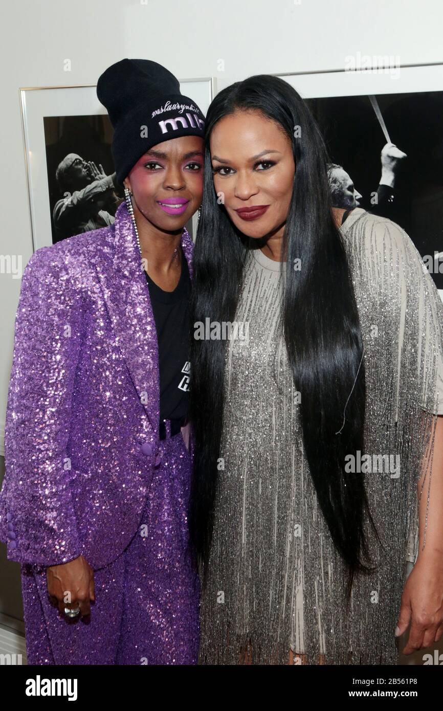 Washington, D.C: 6. März: (L-R) Recording Artist/Schauspielerin Lauryn Hill und Author/DJ/Phllanthropist & CEO, Black Girls Rock! Beverly Bond und der Black Girls Rock! Festival kommen Sie in Washington, DC, im John F. Kennedy Center for the Performing Arts Black Girls Rock! Festival tritt für die Stärkung der schwarzen Mädchen in allen Bereichen der kulturellen Bemühungen ein, die am 6. März 2020 in Washington, DC Credit: MPI43/MediaPunch abgehalten werden Stockfoto