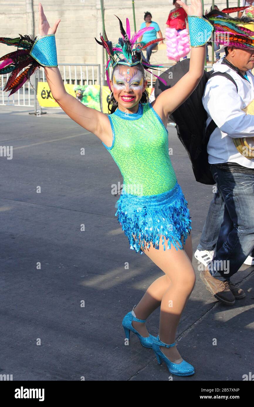 Barranquilla, KOLUMBIEN - 10. FEBRUAR: Karneval del Bicentenario 200 Jahre Karneval. Februar 2013 Barranquilla Kolumbien Stockfoto