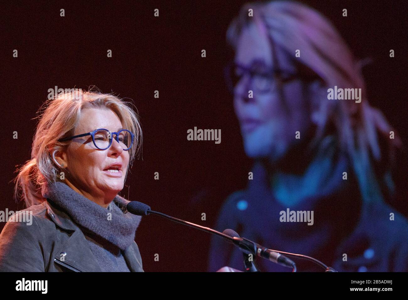 Anna politkowskaja auszeichnung Fotos und Bildmaterial in hoher