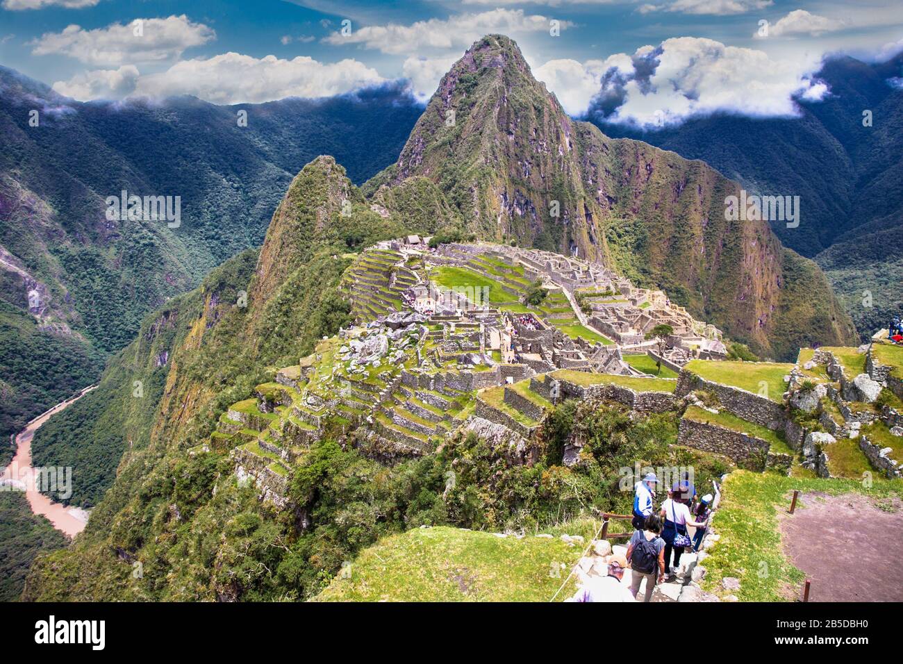 Machu Picchu Pueblo, Peru - Jan 8, 2019: Blick auf die alte Stadt von Machu Picchu in Peru. Südamerika. Stockfoto