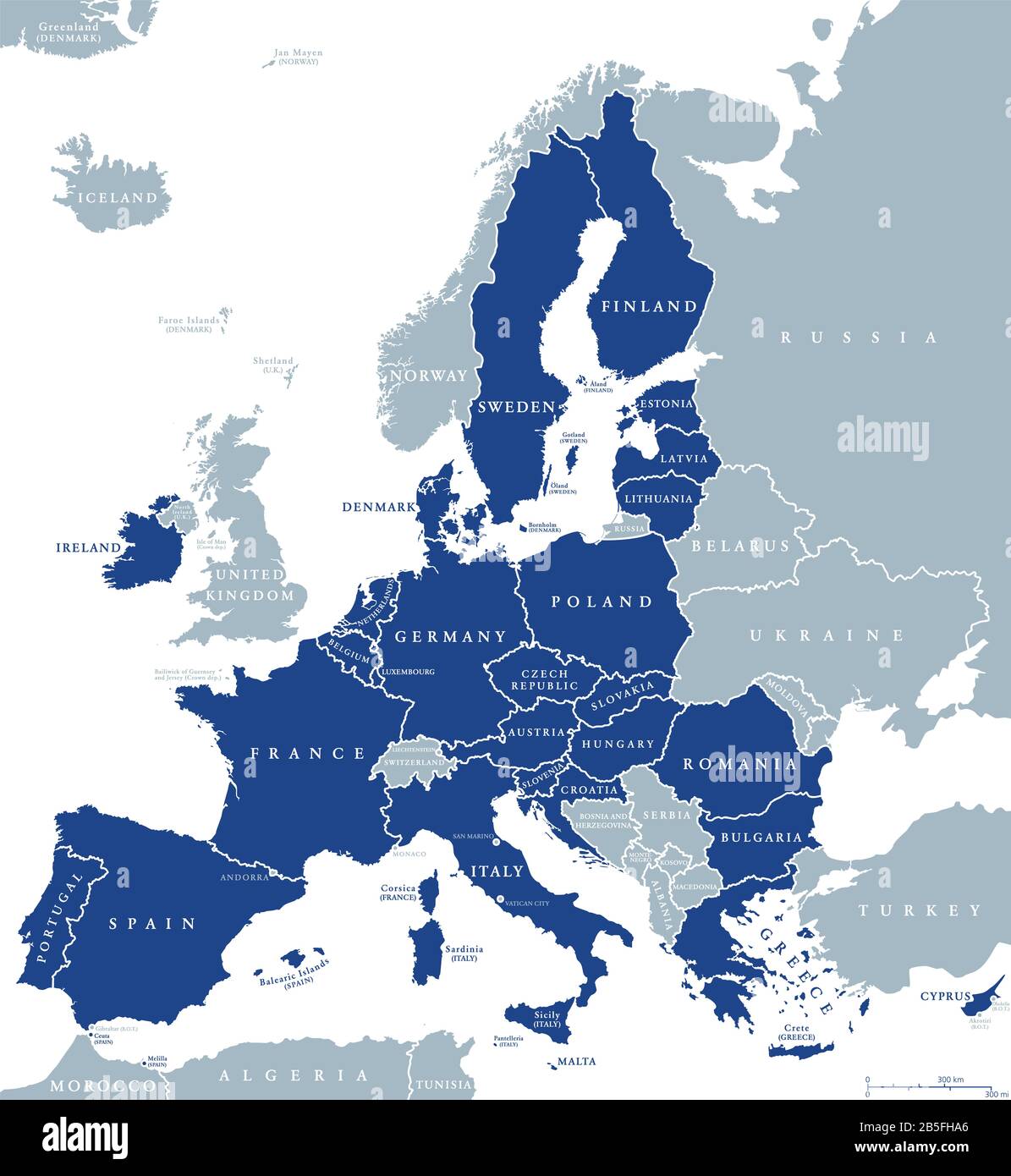 Karte der EU-Mitgliedsstaaten nach Brexit, englische Kennzeichnung. 27 EU-Mitgliedsstaaten, nachdem Großbritannien aufgehört hatte. Stockfoto