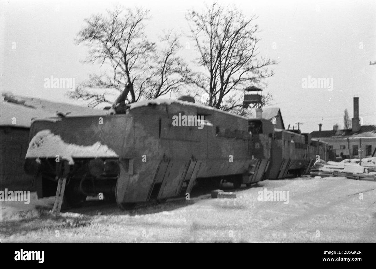 Rote-Armee-Panzerschanzzug/Zug Der Roten Armee Stockfoto