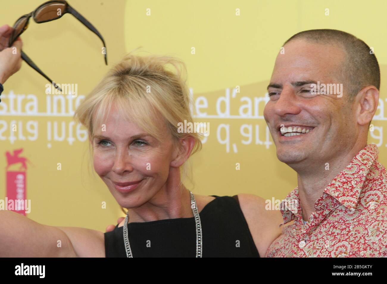 Venedig, 03/09/2006. 63. Venedig Film Festival. Trudie Styler und Dito Montiel nehmen an der Fotocall für den Film "A Guide to Erkannte deine Heiligen" Stockfoto