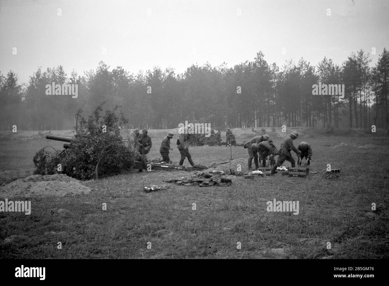 Wehrmacht-Heiner-Leichte-Feldhaubitze leFH 18 10,5 cm Stockfoto