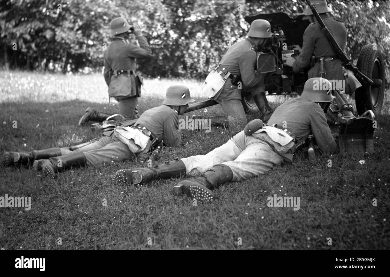 Panzerkanone PAK 36 37 mm 3,7 cm / Panzerabwehrkanone PAK 36 73 mm 3,7 cm Stockfoto