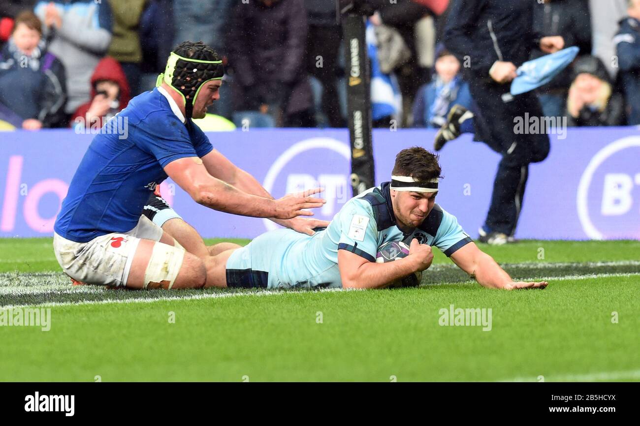 BT Murrayfield Stadium.Edinburgh.Scotland, Großbritannien. März 2020. Guinness Six Nations Test Match Schottland gegen Frankreich. Schottland Stuart McInally erzielt den 3. Versuch im Vergleich zu Frankreich. Kredit: Eric mccowat/Alamy Live News Stockfoto