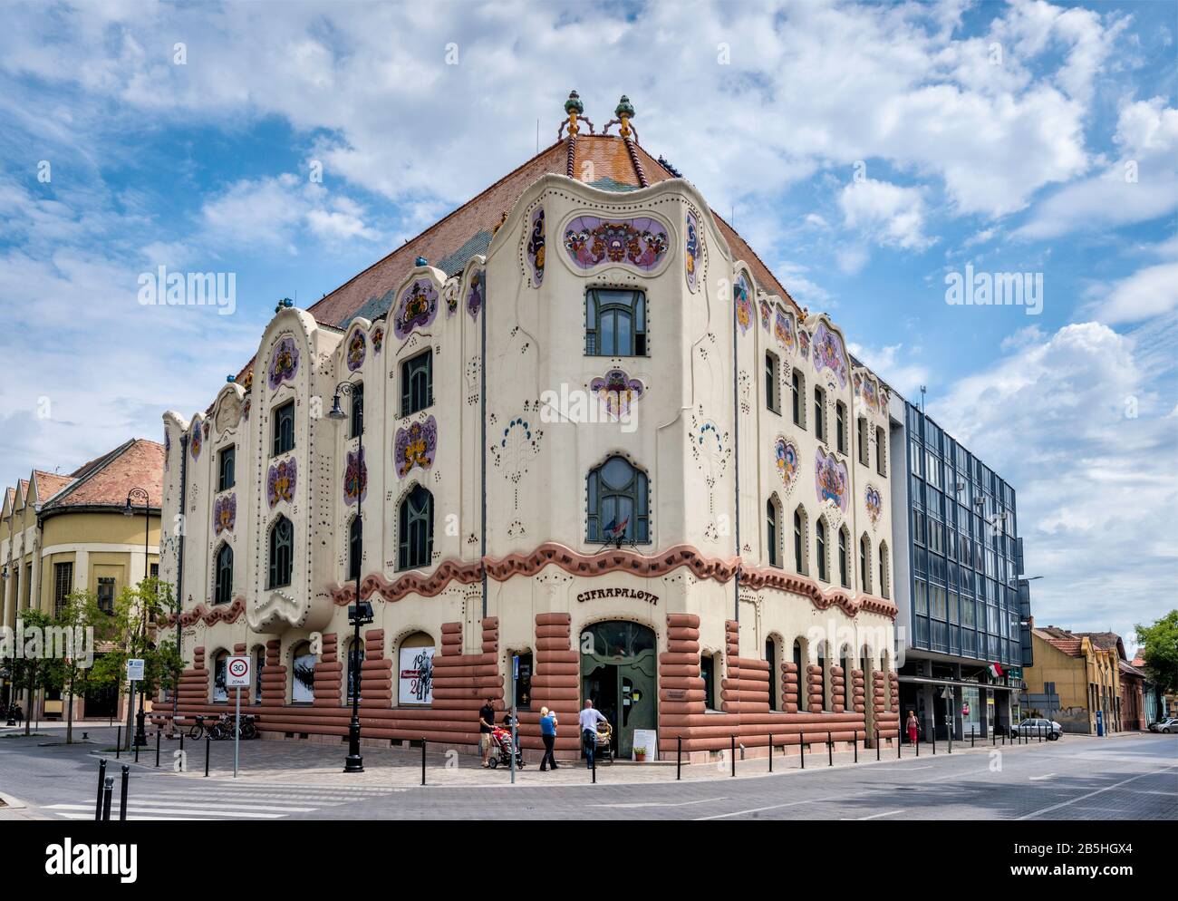 Kecskemet Gallery, Kunstmuseum im Zierpalast, Gebäude im Jugendstil 1902 in Kecskemet, Kreis Bacs-Kiskun, Ungarn Stockfoto