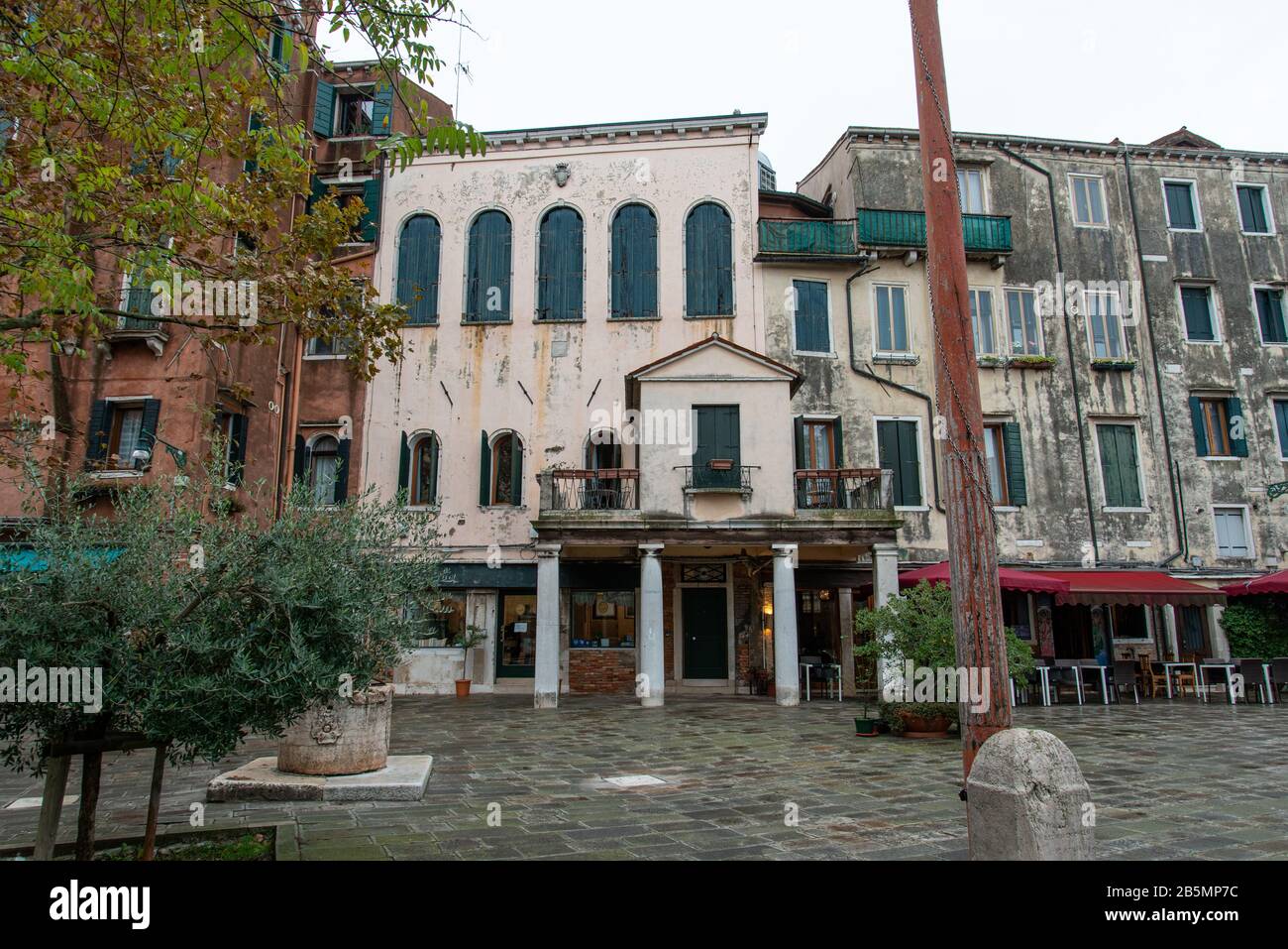 Platz des Ghetto Nuovo in Venedig/Italien Stockfoto