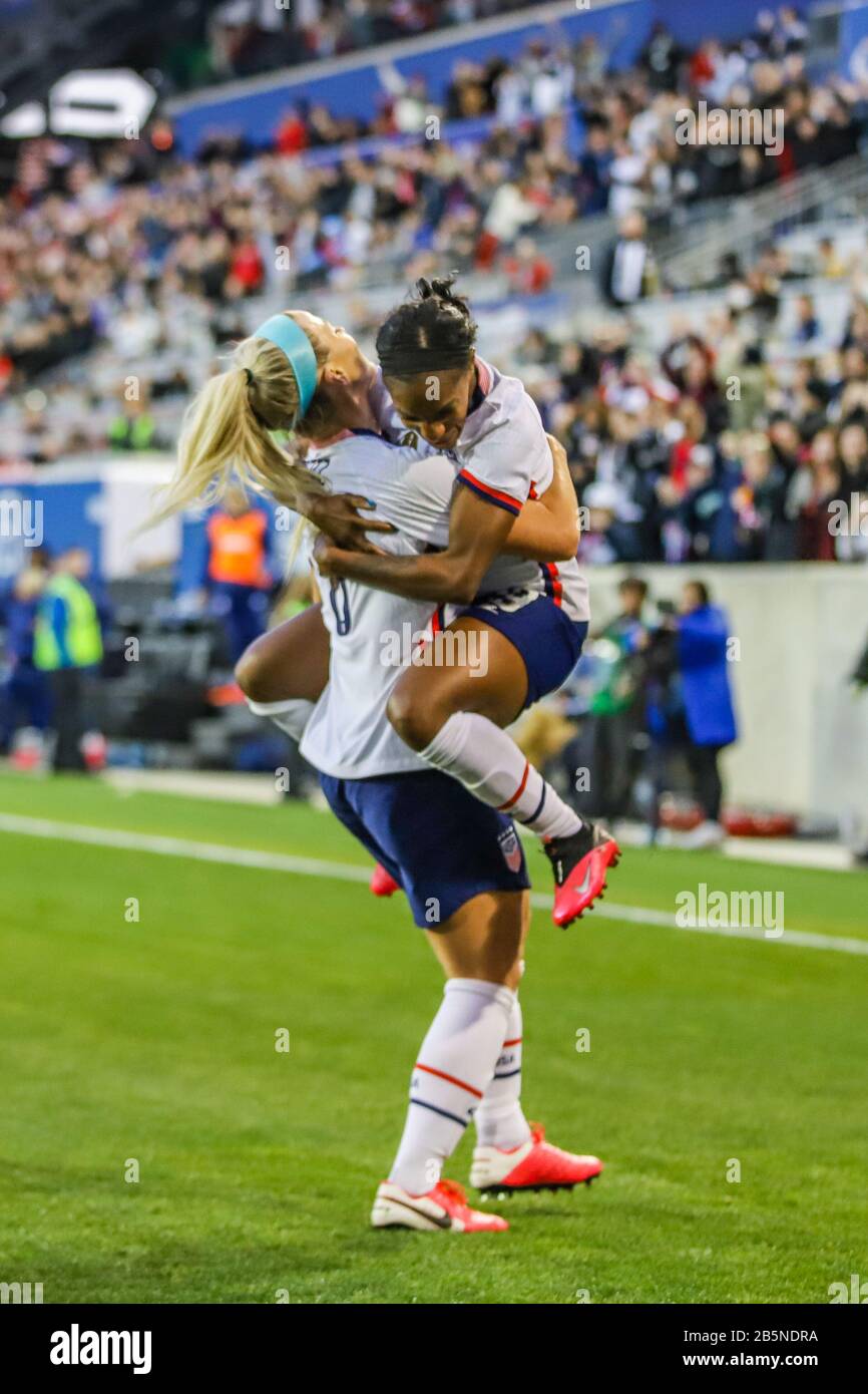 HARRISON, NEW JERSEY, EUA. März 2020. Julie Ertz aus den Vereinigten Staaten feiert ihr Tor während eines Spiels gegen Spanien, das für den She Glaubt Cup in der Red Bull Arena in Harrison, New Jersey an diesem Sonntag, 08. Gültig ist. Gutschrift: Vanessa Carvalho/ZUMA Wire/Alamy Live News Stockfoto