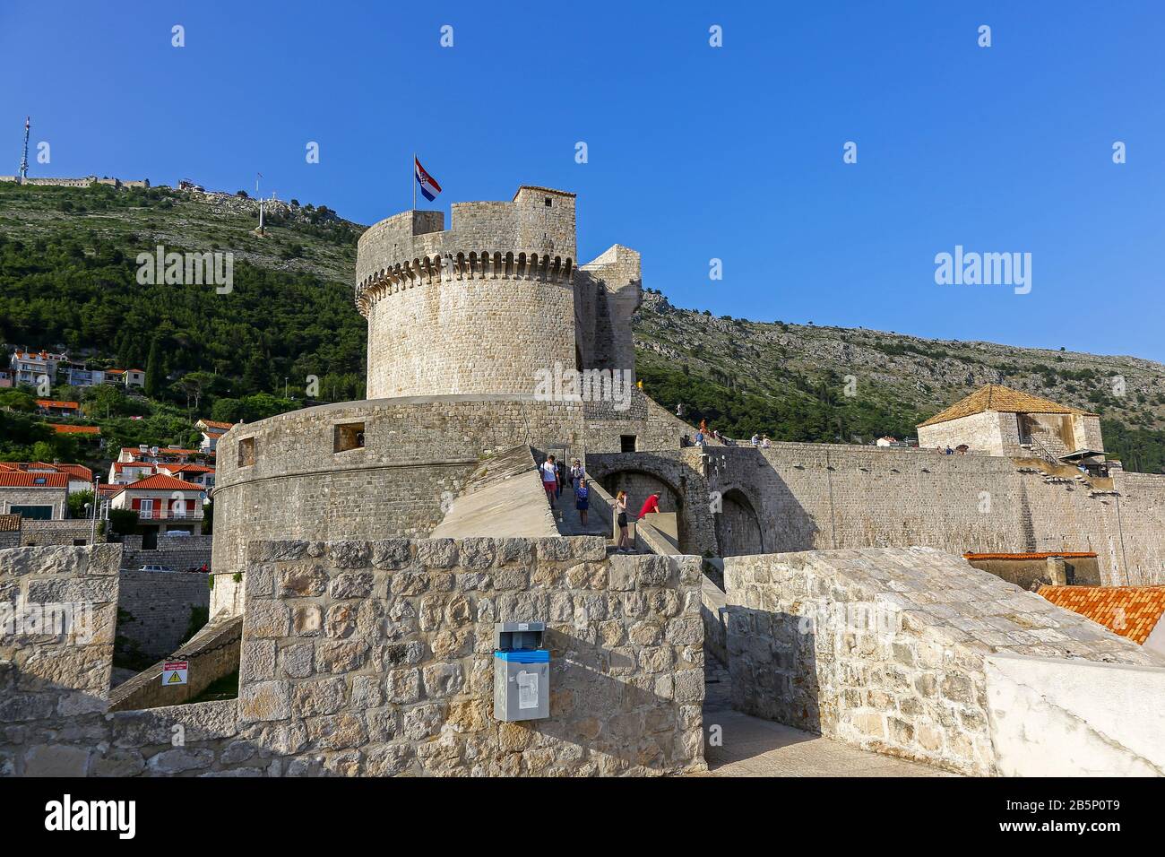 Minceta Tower an der Altstadt, Dubrovnik, Kroatien Stockfoto