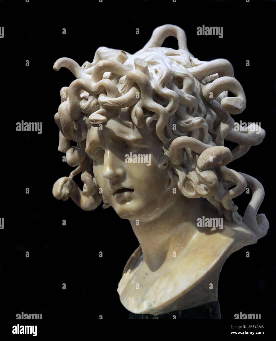 Medusa-Skulptur c.1638-1640 des Künstlers Bildhauer Gian Lorenzo Bernini 1598-1680.italienischer Bildhauer und Architekt.Stil der Bildhauerei im Stil des Barock Stockfoto