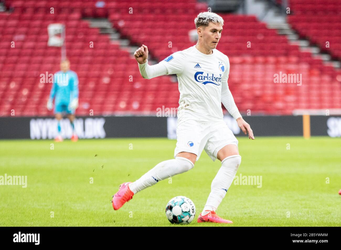 Kopenhagen, Dänemark, 08. März 2020. Guillermo Varela (2) vom FC Kopenhagen war beim 3F Superliga Spiel zwischen dem FC Kopenhagen und dem AC Horsens bei Telia parken zu sehen. (Foto: Gonzales Foto - Dejan Obretkovic). Stockfoto