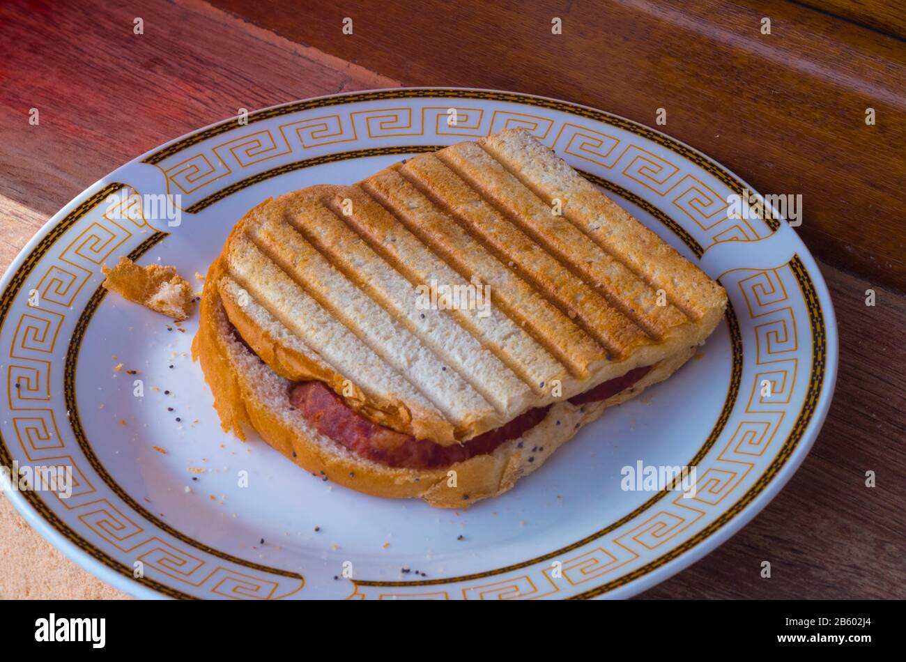 Hausgemachte Sandwiches auf der Platte Stockfoto