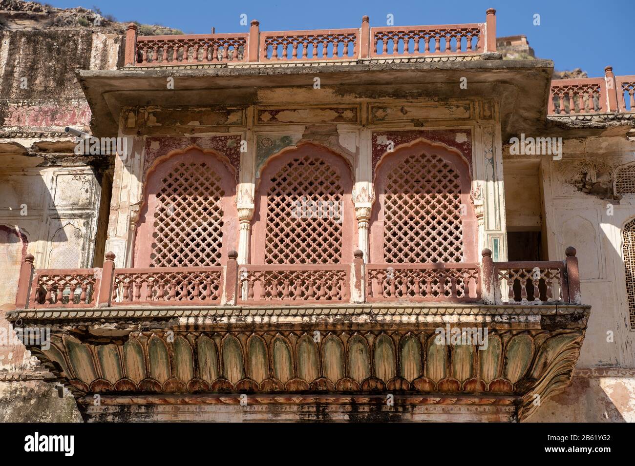 Verlassene Ruinen des Monkey-Tempels oder des Hanuman-Ji-Tempels in Jaipur, Rajasthan, Indien Stockfoto