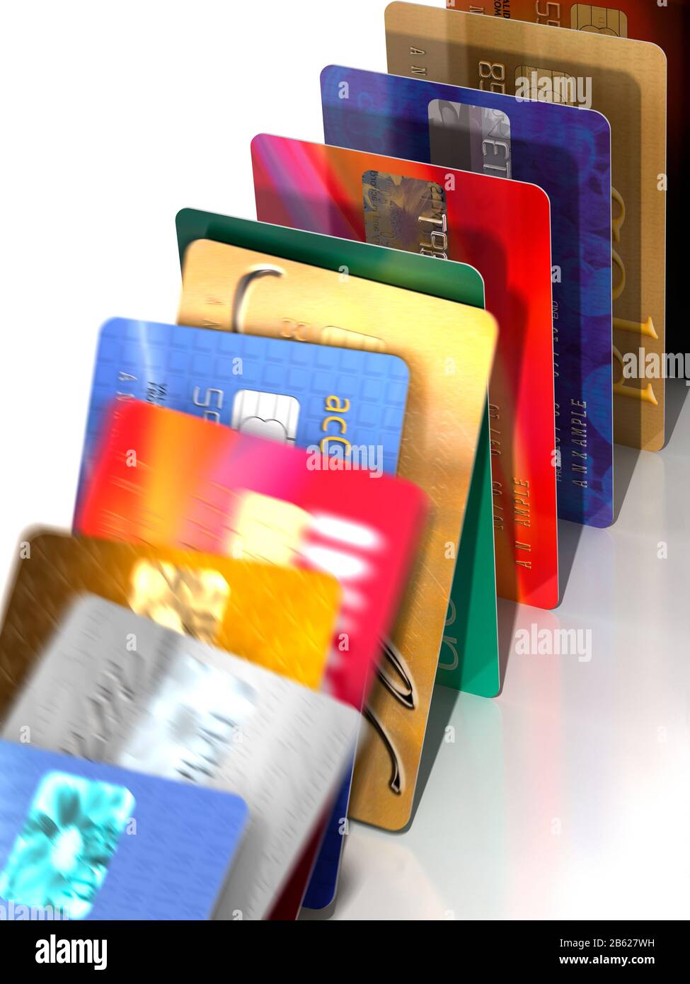 Kreditkarten. dominos bricht zusammen. Persönliche Finanzen, Schuldendomino-Effekt. Weißer Hintergrund. Kartenhaus Stockfoto