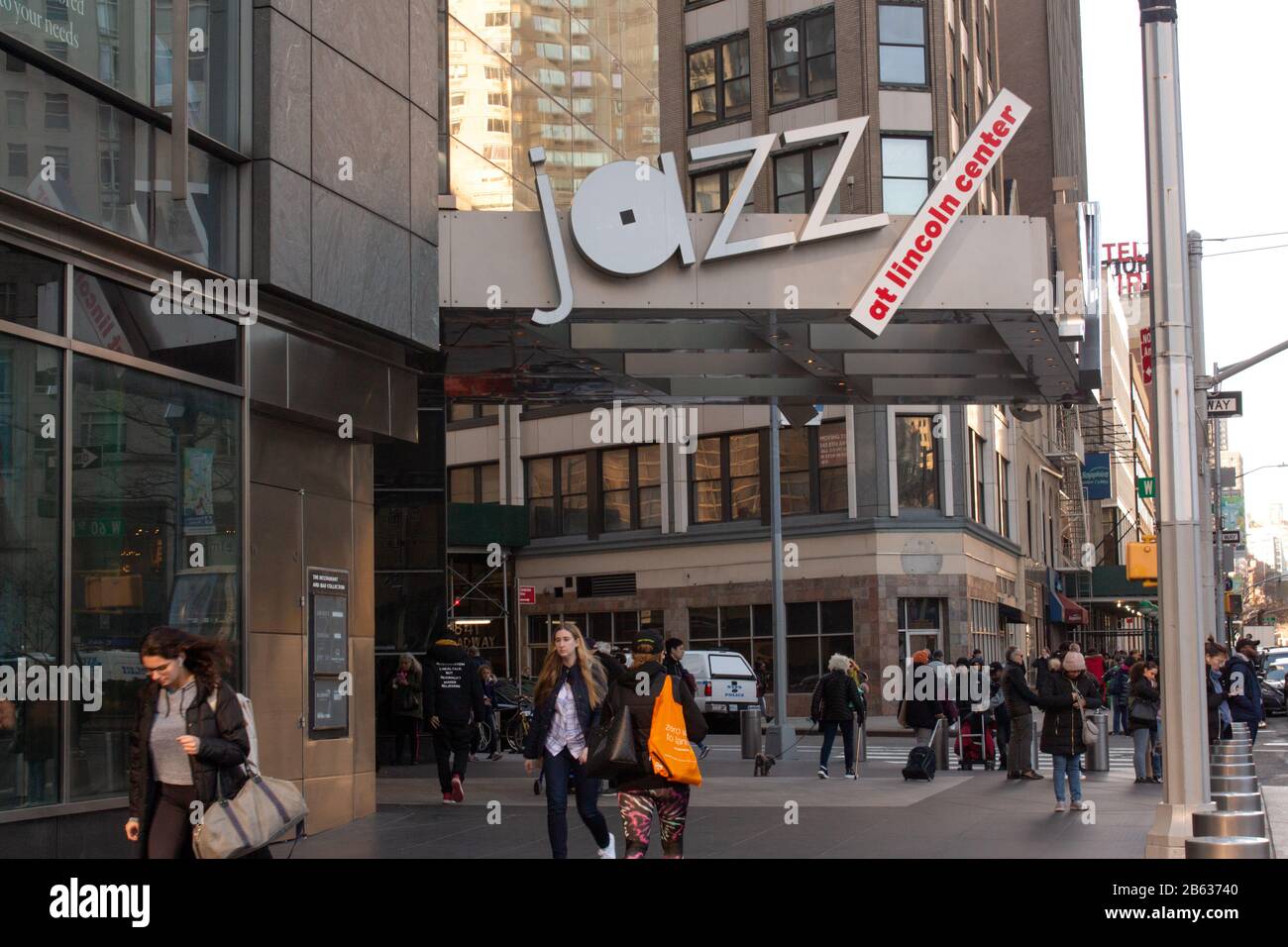 The Jazz at Lincoln Center Performance Space im Time-Warner-Gebäude in New York. Das 2004 eröffnete Hotel wird von Wynton Marsalis geleitet. Stockfoto