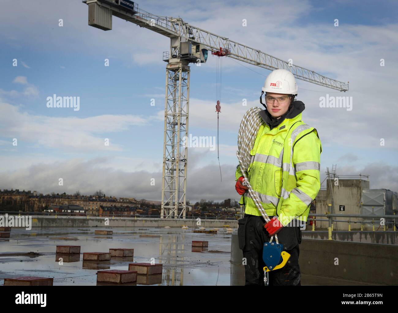REDAKTIONELLE VERWENDUNG NUR Ryan Shley 2. Jahr Sanitäter Multiplex vor Ort an Der University of Glasgow Research Hub Entwicklung, um die Open Doors Initiative in Schottland zu starten. Stockfoto REDAKTIONELLE VERWENDUNG NUR Ryan Shley 2. Jahr Sanitäter Multiplex vor Ort an Der University of Glasgow Research Hub Entwicklung, um die Open Doors Initiative in Schottland zu starten. Stockfoto