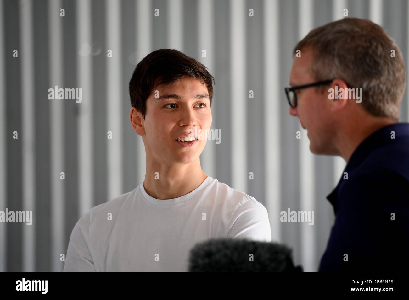 Williams F1 Reservefahrer Jack Aitken (GBR) in der Team BRM Pit Garage. S5000 Winton Test. Winton Raceway, Winton, Victoria. März 2020 Stockfoto