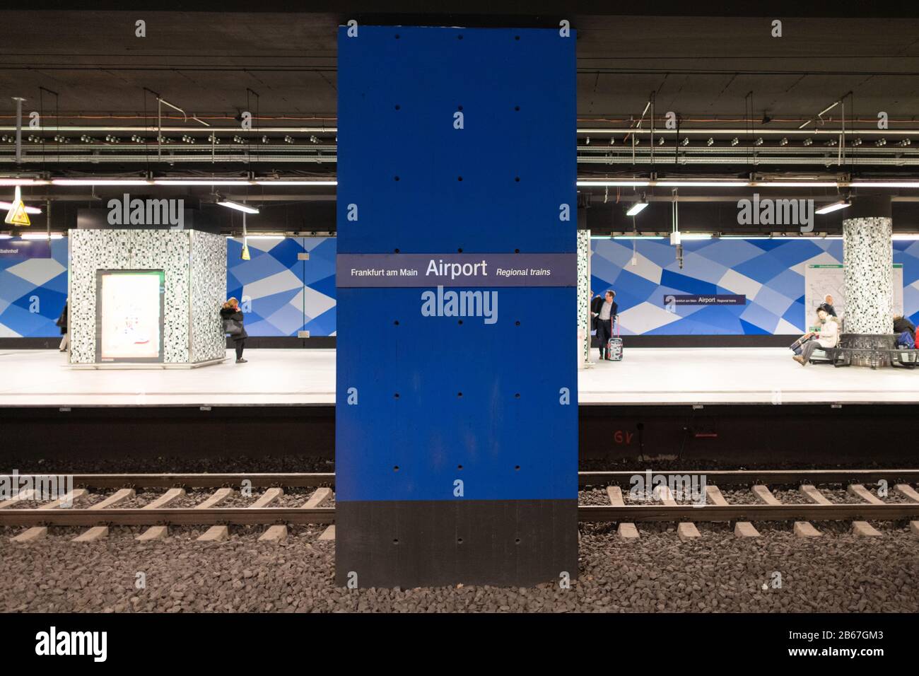 Bahnhof Frankfurt am Main Airport für Regionalzüge, Frankfurt, Deutschland Stockfoto