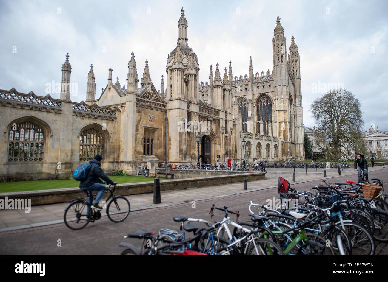 Kings Parade in Cambridge, da die Stadt die Auswirkungen des Coronavirus Outbrea spürt. Viele Touristen halten sich von beliebten Orten in Großbritannien fern. Stockfoto