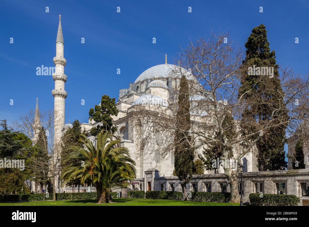 Süleymaniye-Moschee Istanbul. Sie wurde vom Architekten Sinan (Mimar Sinan) während des Osmanenreiches erbaut Stockfoto