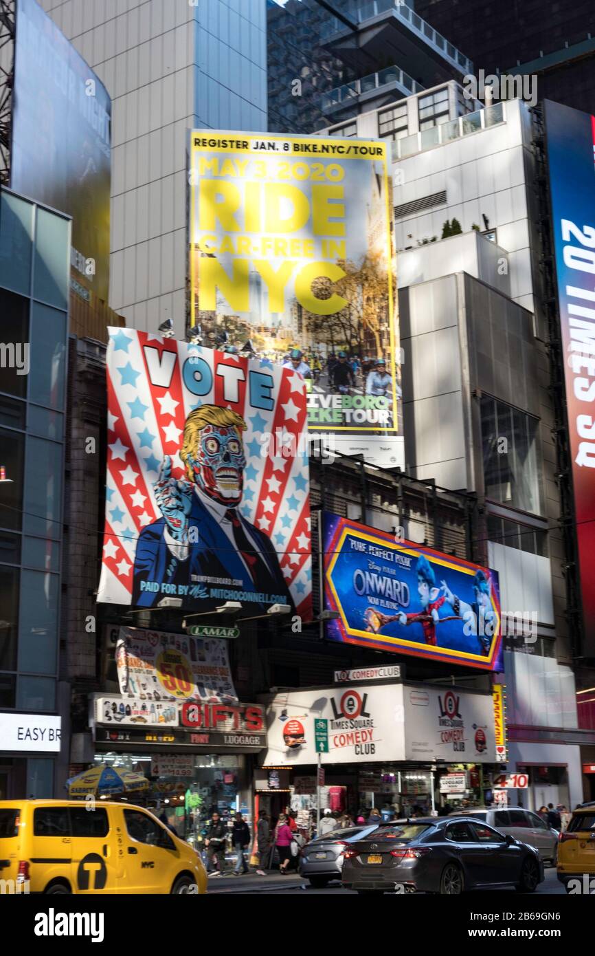 Elektronische Anschlagtafeln in Times Square, New York City, USA Stockfoto