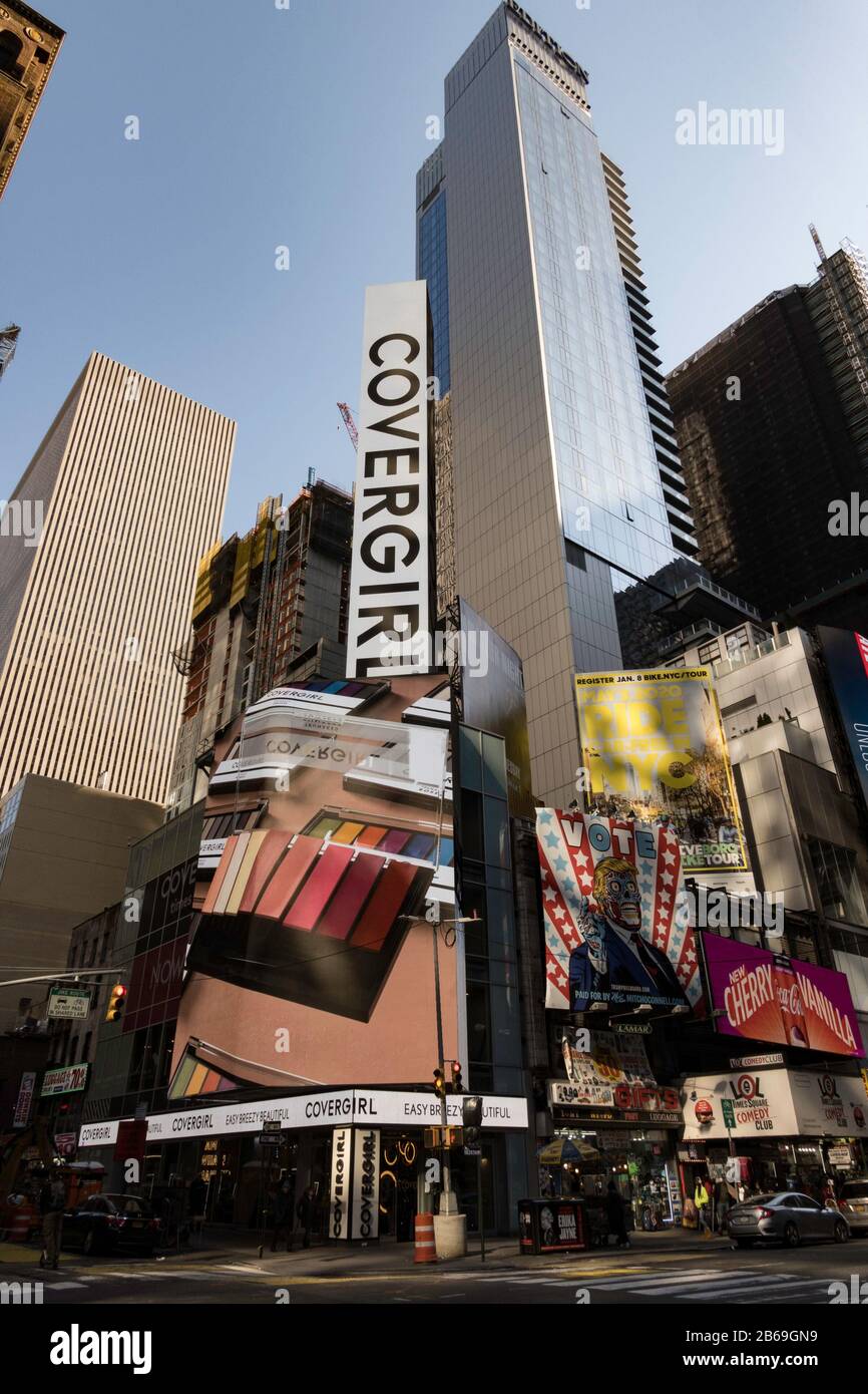Elektronische Anschlagtafeln in Times Square, New York City, USA Stockfoto