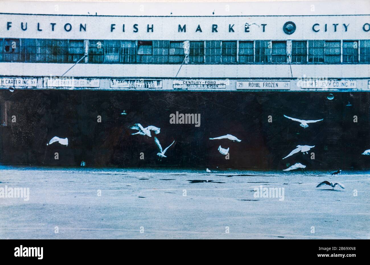 Das ehemalige Fulton Fish Market Tin Building in Lower Manhattan ist in diesem Dateifoto von 1973 zu sehen. (© Richard B. Levine) Stockfoto