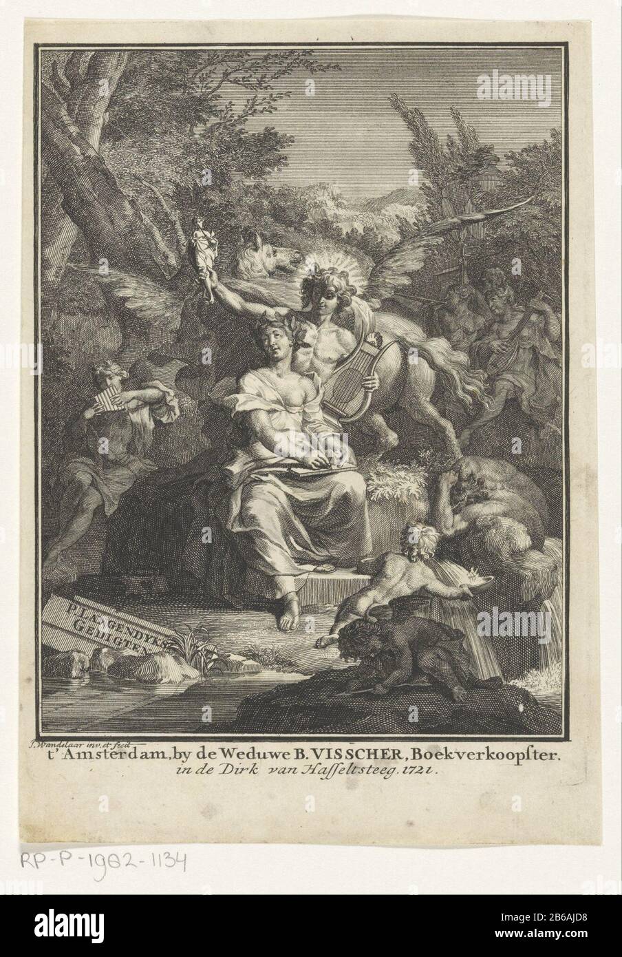 Apollo mit Poetry-Winde beleuchtet die Haare und hält ein Ziel, in Form einer Figur, die zwei Trompeten bläst, im Kopf. Im Hintergrund musizieren das Pferd Pegasus und die Musen Clio, Erato und Euterpe. Rechts sitzender Putti und links geknickter Mann mit einem Wasserstab. Hersteller : Druckerhersteller Jan Walker (denkmalgeschütztes Gebäude) Verlag: Witwe Barent Visscher (denkmalgeschütztes Eigentum) Ort Herstellung: Amsterdam Datum: 1721 Material: Papiertechnik: Enna (Druckverfahren) / Ätzmaße: Plattenkante: H 186 mm × W 138 mmToelichtingTitelpagina für: Langendijk, Pieter. Die Gedichte. Amsterdam: Visscher, wido Stockfoto