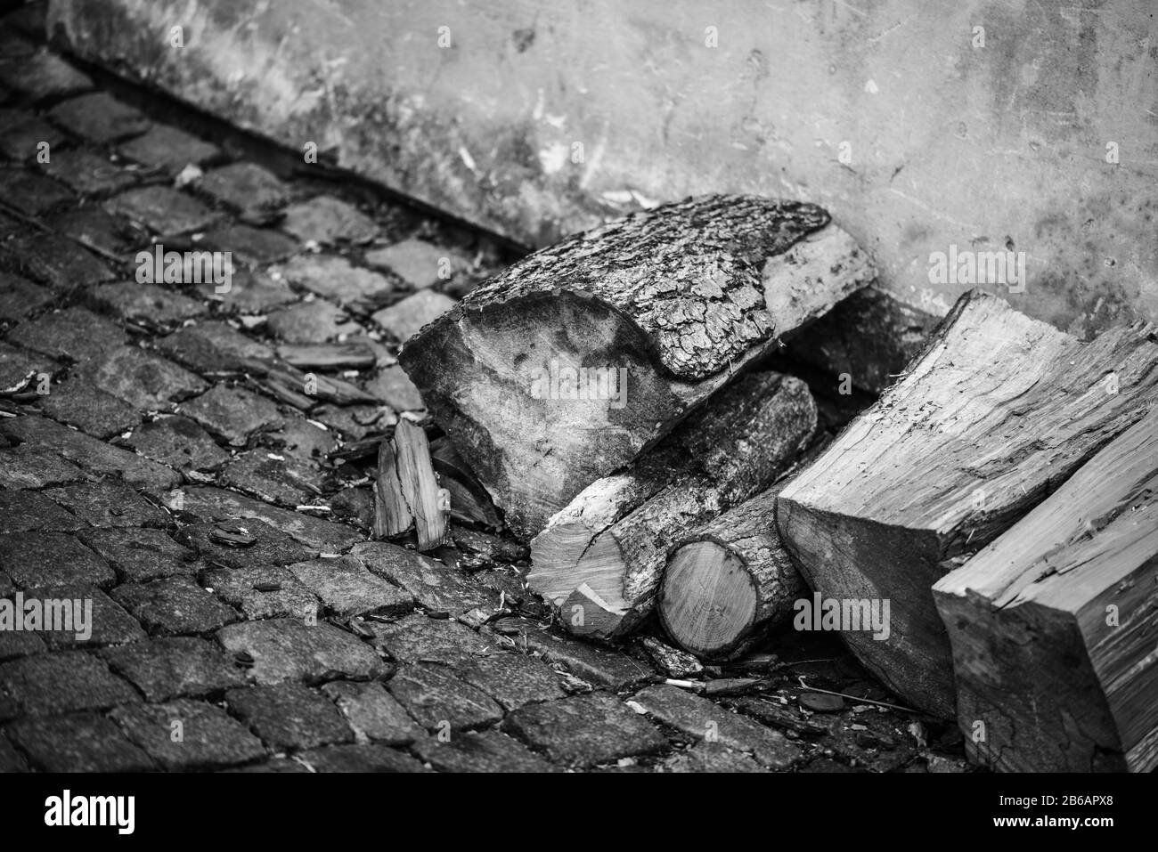 Altes Kaminholz aus der Nähe Stockfoto