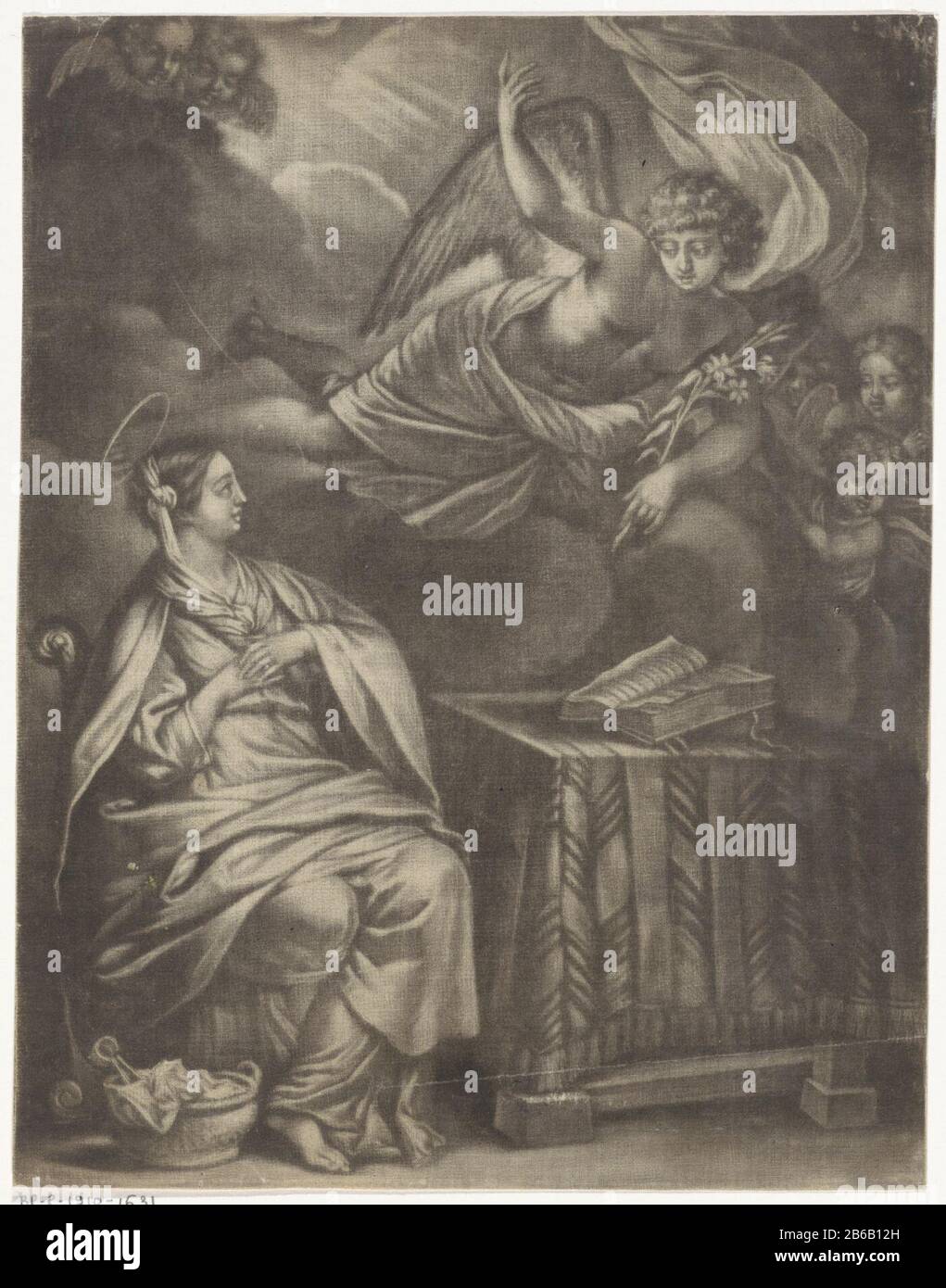 Annunziatie Die Ankündigung der Geburt Christi an Maria, der Engel Gabriel erscheint Maria und gibt ihr eine lelie. Hersteller : Druckmaschine: Anonymer Termin: 1.650 - 1800 Physische Merkmale: Mezzotinmaterial: Papiertechnik: Mezzotinmaße: Plattenkante: H 262 mm × W 203 mm Betreff: Die Ankündigung: Maria Benthisch, normalerweise lesend, wird vom Engel besucht (manchmal hört eine Frau das Gespräch) Stockfoto