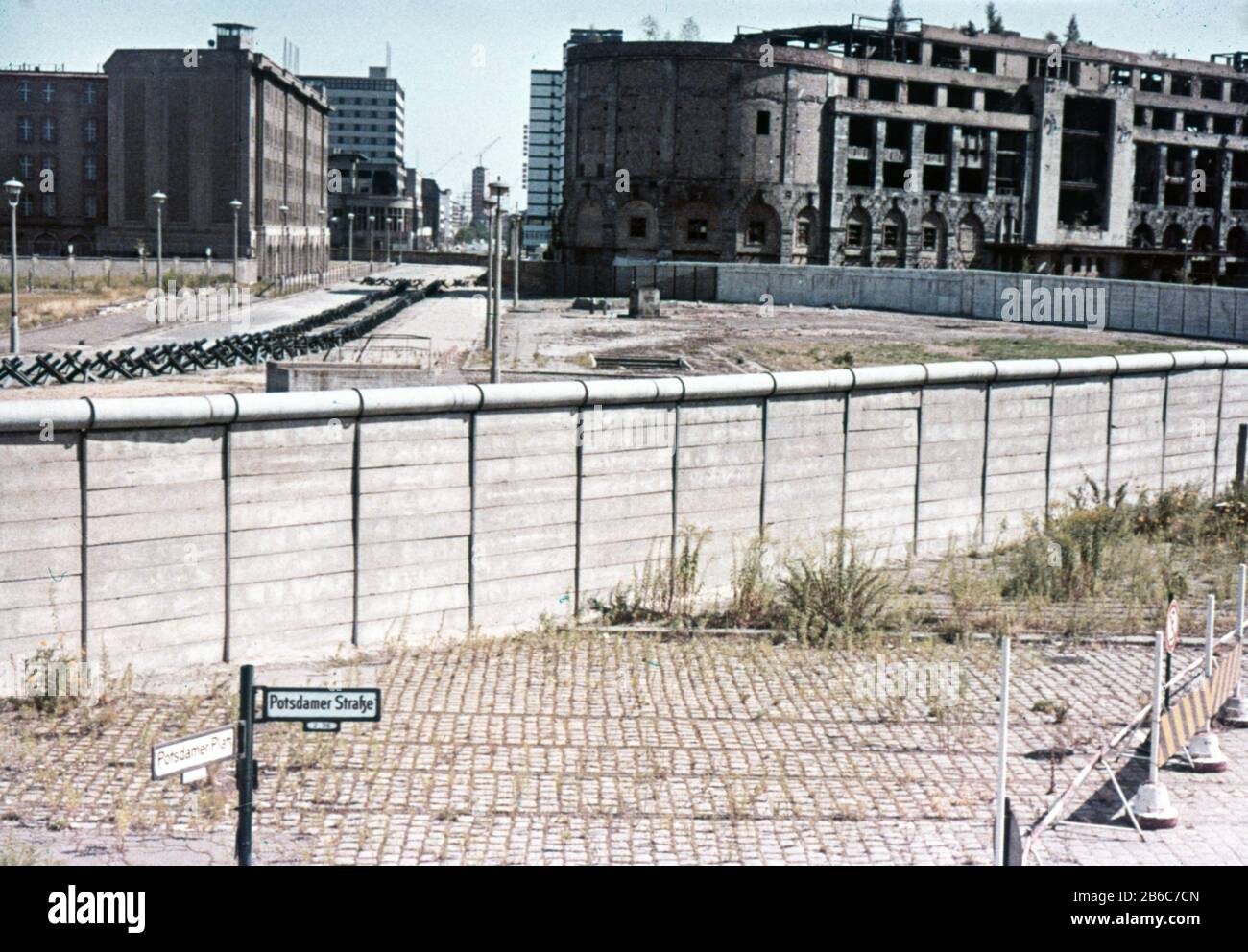Mauer Berlin Potsdamer Straße / Potsdamer Platz - Grenze Berlin Stockfoto