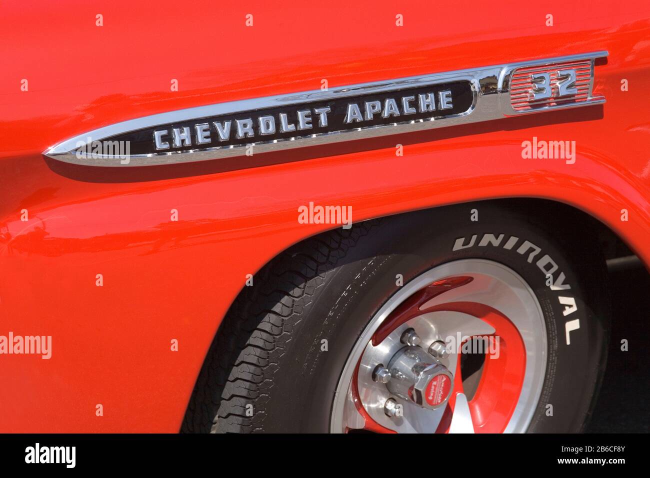 Vorderseite des Chevrolet Apache Pickup Trucks aus dem Jahr 1959 Stockfoto