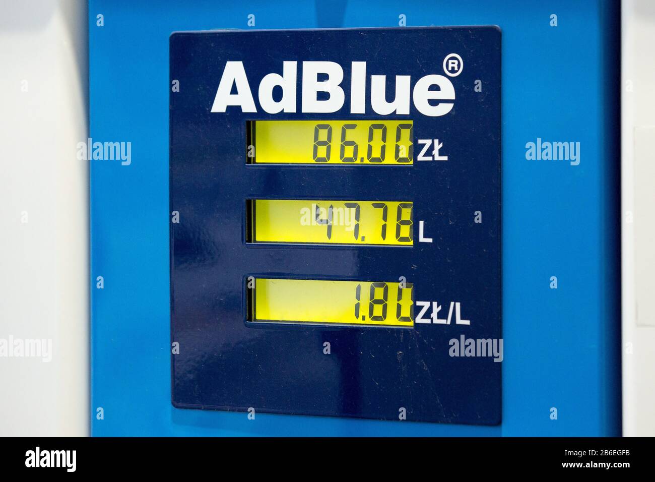 Brzeznik, Polen. Februar 2020. AdBlue Spender an der Total Tankstelle in Brzeznik zu sehen. Kredit: Karol Serewis/SOPA Images/ZUMA Wire/Alamy Live News Stockfoto