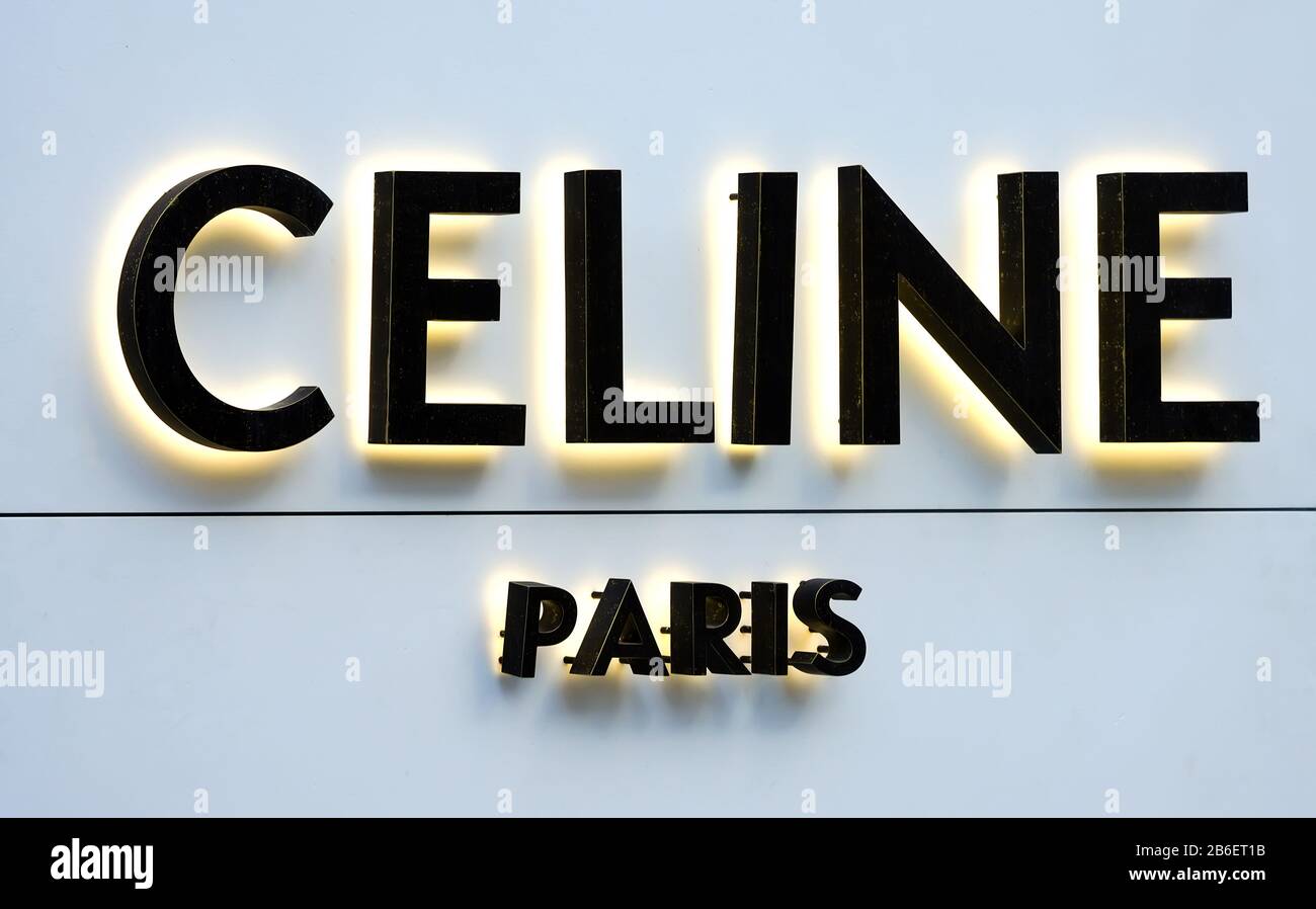 Frankfurt, 01.03.2020: Logo von Celine, Paris in einem Laden in Frankfrt am Main Stockfoto