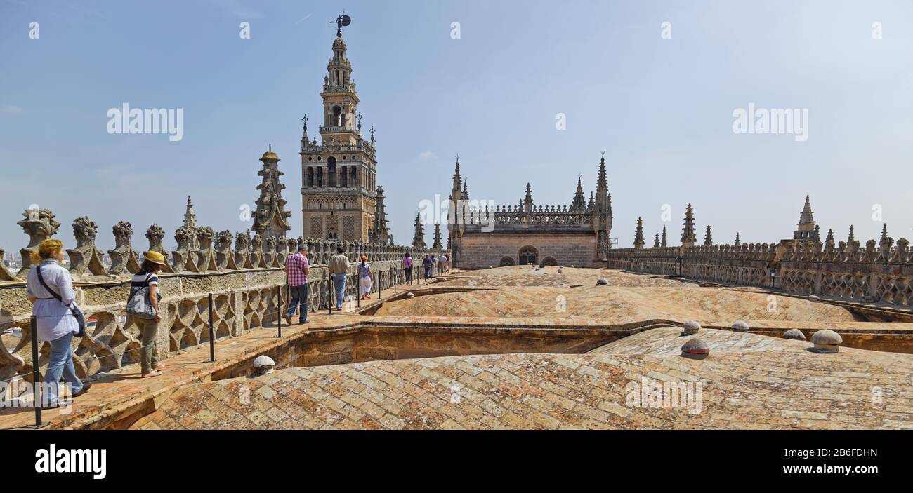 Kathedrale in einer Stadt, Kathedrale von Sevilla, Sevilla, Andalusien, Spanien Stockfoto