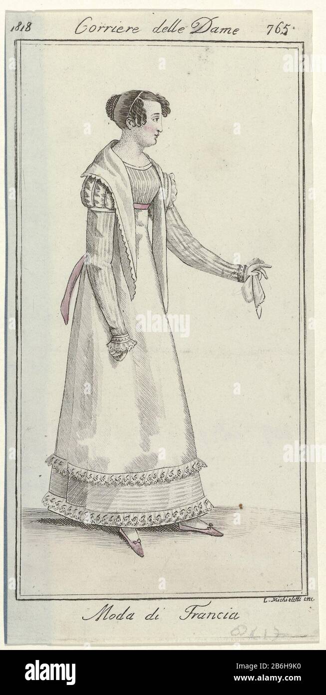 Corriere delle Dame, 184 Nr. 765 Mode von Frankreich Frau in einem Kleid aus Baumwollperzale (Perzale) à la Vierge gekleidet. Einen "Autoir" aus Kaschmir mit einem geschrägten Rand zu Schultern. Taschentuch in der Hand. Drucken Sie die Modezeitschrift Corriere delle Dame 1804-1872 aus (?). Der Druck ist eine Kopie bis zur Nr. Im Jahr 1756 von der Modezeitschrift Journal des Dames et des Modes, herausgegeben von Pierre de la Mésangère, Paris, 1797-184. Hersteller: Druckmaschine L. Michieletti (denkmalgeschütztes Gebäude) Vom: 183er Physikalische Merkmale: Engra, handfarbenes Material: Papiertechnik: ENGRAA (Druckverfahren) / Farbmessungen von Hand: Stockfoto