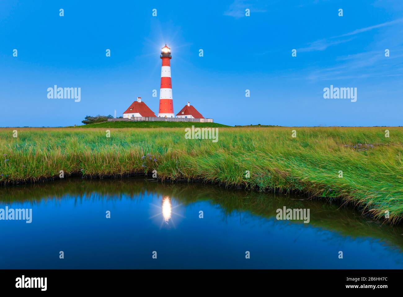 Leuchtturm Westerheversand, Westerhever, Nordfriesland, Schleswig-Holstein, Norddeutschland, Deutschland Stockfoto