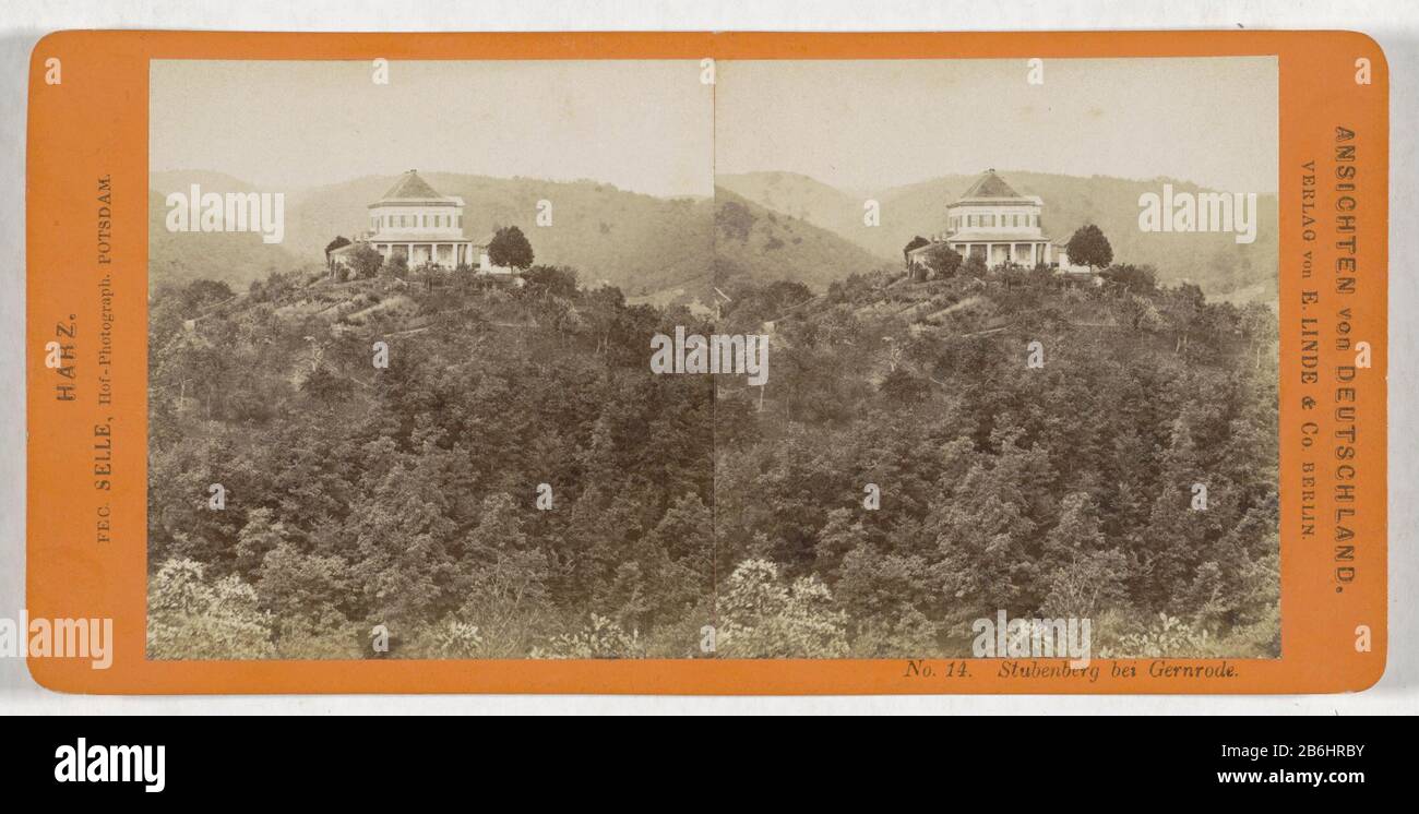 De Stubenberg in de Resin nabij Gernrode Stubenberg bei Gernrode (titel op object) Ansichten von Deutschland Harz (Serientitel op object) Die Stuben im Harz, bei GernrodeStubenberg bei Gernrode (Titelobjekt) Ansichten von Deutschland/Harz (Serientitelobjekt) Objekttyp: Stereobilie Artikelnummer: RP-F F13411 Aufschriften/Marken: Anzahl, Nachschrift, gedruckt 'Nr. 14.'opschrift, recto, printed: 'Hof-Photograph. Potsdam.' Hersteller : Fotograf: Hermann Selle (denkmalgeschütztes Gebäude) Herausgeber: E. Linde & Co (denkmalgeschütztes Eigentum) Ort Herstellung: Fotograf: Harzuitgever: Berlin Datum: 1 Stockfoto