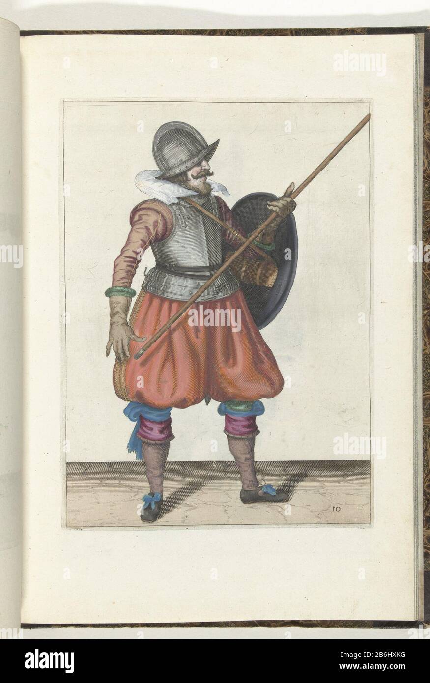 Die Übung mit Schild und Spieß, die der Soldat dreimal in den Spieß gebracht hat, wird wieder in der Ruheposition sein, die erste Bewegung (Nr. 10), 1618 die Übung mit Schild und Speer, bringt der Soldat dreimal den Speer zurück in die Ruheposition, erste Bewegung, 1618. Teil der Illustrationen: Adam van Breen, Nassauische Waffenhandel, 1618, Platte . Nr. 10. Um 1600 sein. Hersteller : zu einem Entwurf von: Adam van Bree Druckautor: Anonymer Standort Herstellung: Nordholländer Datum: 1616 - 1618 Körperliche Merkmale: Enna, handfarbenes Material: Papier Techniqu Stockfoto