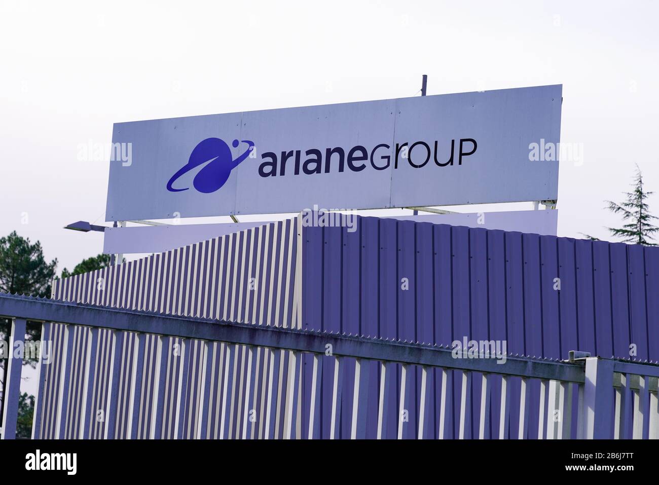 Bordeaux, Aquitanien/Frankreich - 10 30 2019: ariane Grouplogo unterzeichnen Büro Eroberung Exploration Raumschiff Stockfoto