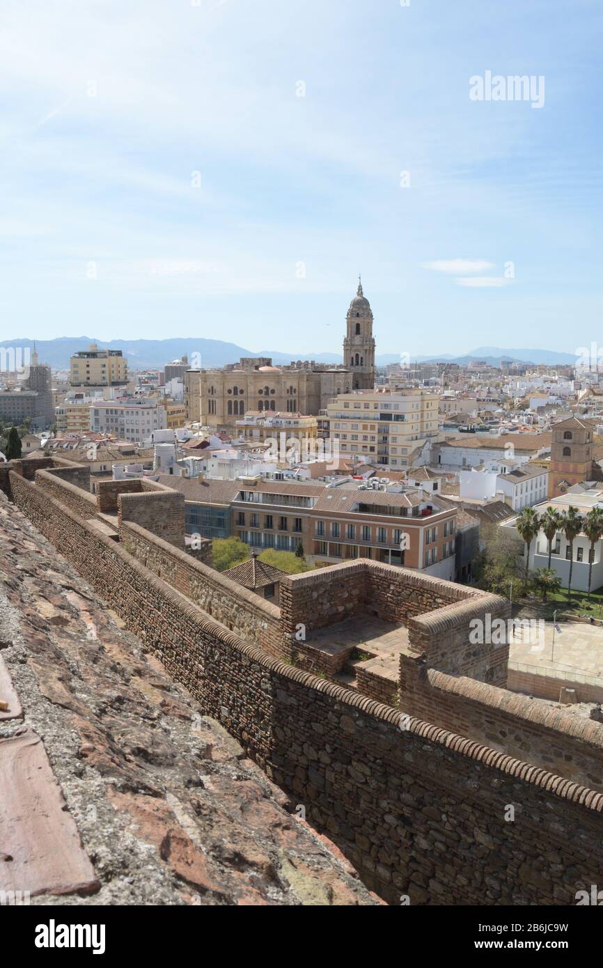 Kathedrale und Stadt von Málaga vom Aussichtspunkt Alcazaba, Malaga, Spanien Stockfoto
