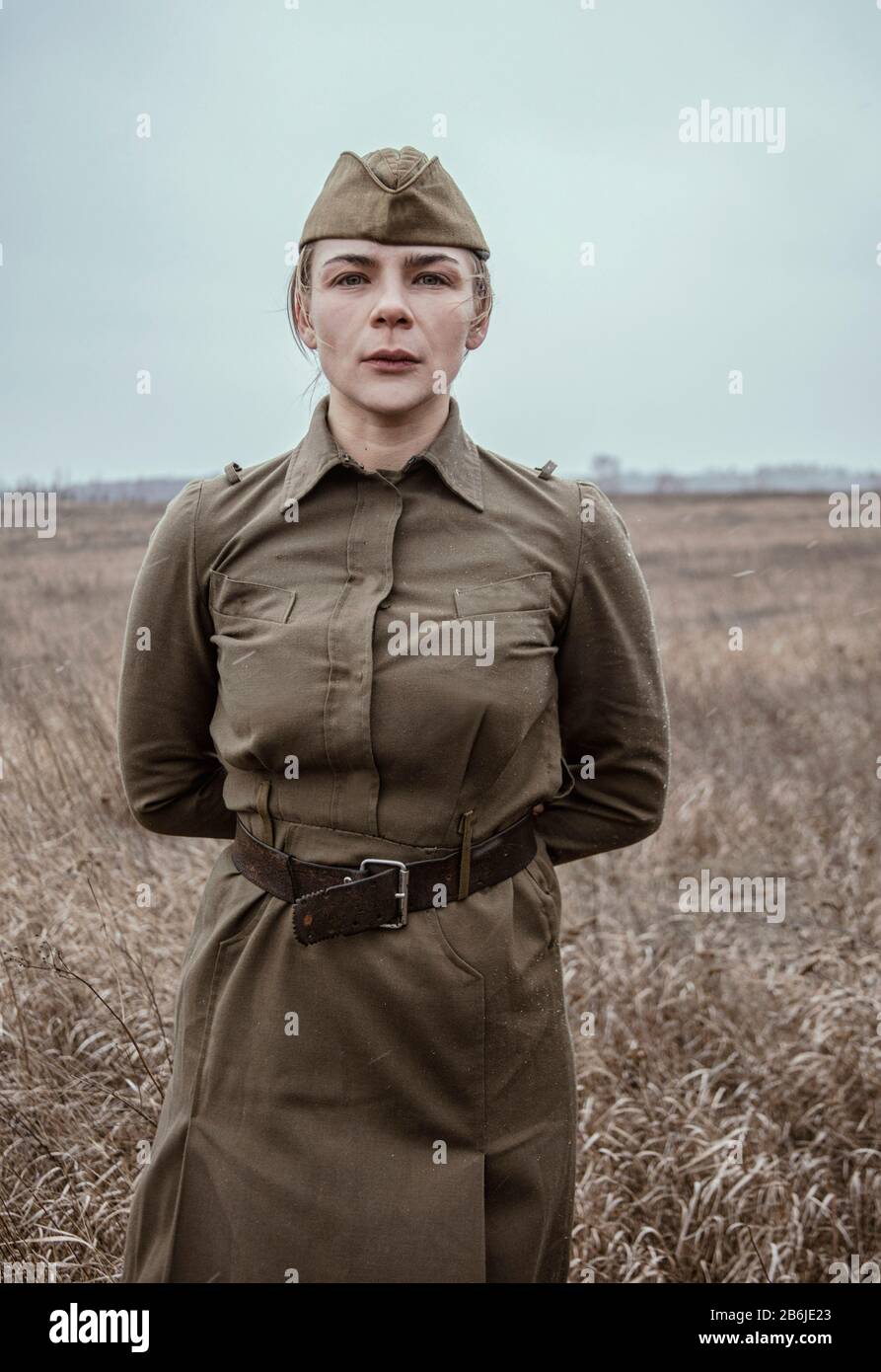 Porträt des sowjetischen Frauenbeamten während des zweiten Weltkriegs Stockfoto