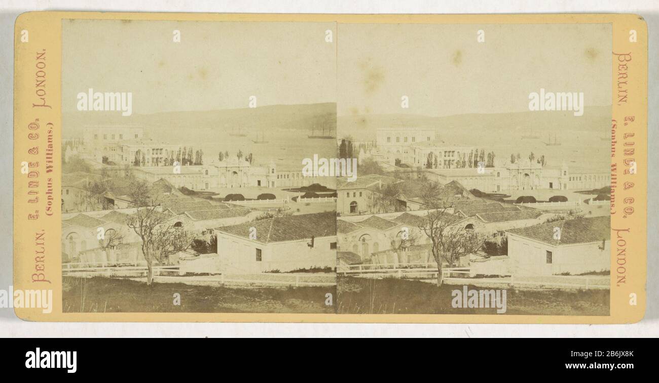 Dolmabahce Palace in IstanboelPalast des Sultans (Titelobjekt) Constantine (Serienobjekt) Objektart: Stereobilie Artikelnummer: RP-F13215 Hersteller: Fotograf: Anonymer Verleger: Linde & Co. (Sophus Williams), E. (Listed Property) Ort Herstellung: Fotograf: Dolmabahçepaleisuitgever: Berlin Datum: 1873 - 1890 Material: Pappe Papiertechnik: Albumen Druckabmessungen: Sekundäres Medium: H 88 mm × W 177 mm Betreff: Palace where: Dolmabahçepaleis Stockfoto