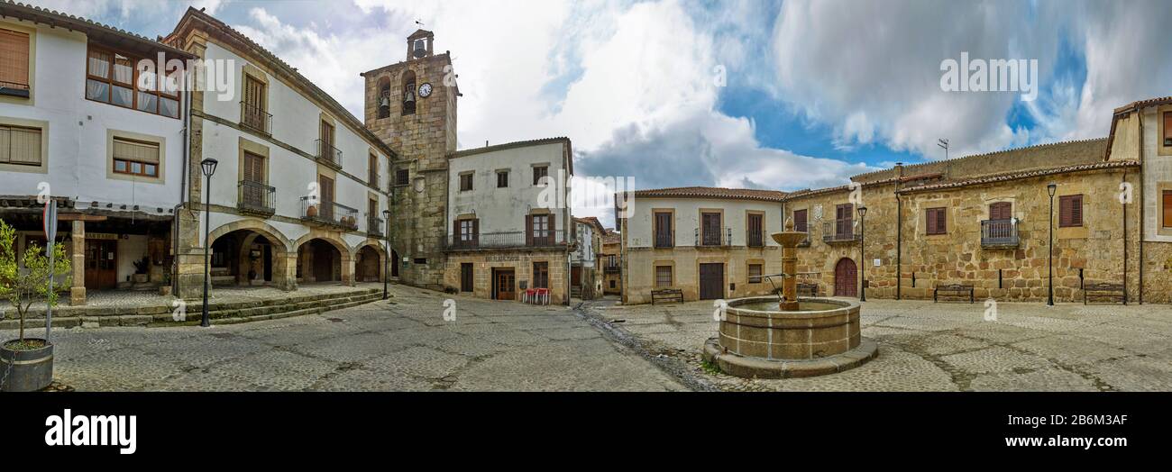 Stadtplatz, Plaza Mayor Square, San Martin de Trevejo, Caceres, Provinz Caceres, Spanien Stockfoto