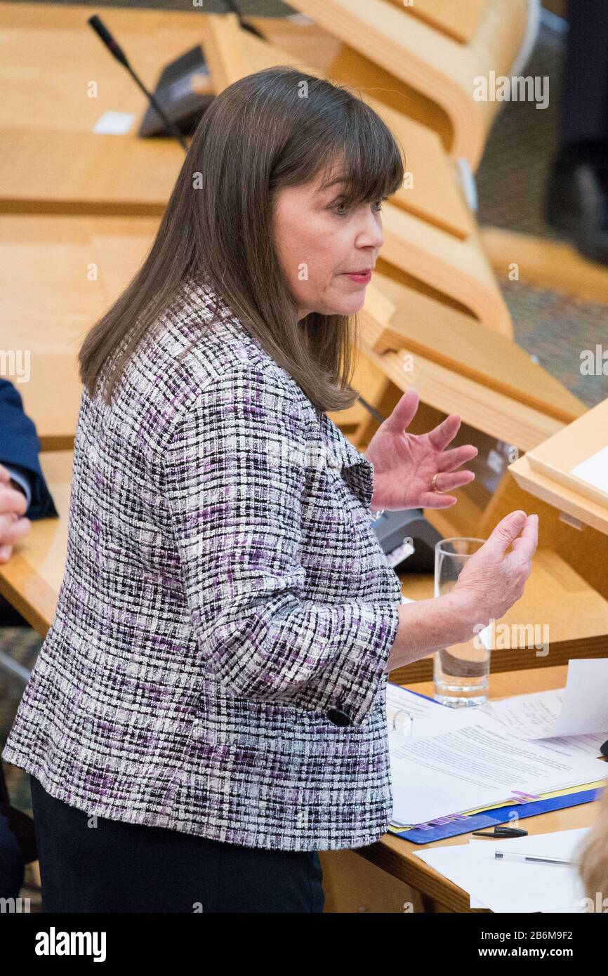 Edinburgh, Großbritannien. März 2020. Bild: Clare Haughey MSP - Ministerin für Psychische Gesundheit. Ministererklärung: Unabhängige Untersuchung der Psychischen Gesundheitsdienste in Tayside. Szenen aus dem Inneren des schottischen Parlaments. Kredit: Colin Fisher/Alamy Live News Stockfoto