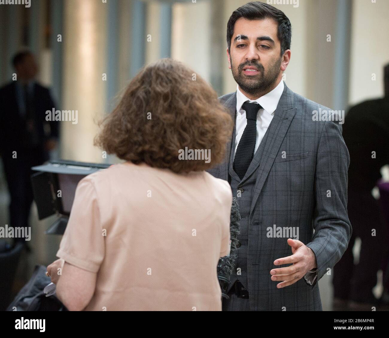 Edinburgh, Großbritannien. März 2020. Bild: Humza Youssaf MSP - Kabinettsminister für Justiz, Scottish National Party (SNP). Szenen aus dem Inneren des schottischen Parlaments. Kredit: Colin Fisher/Alamy Live News Stockfoto