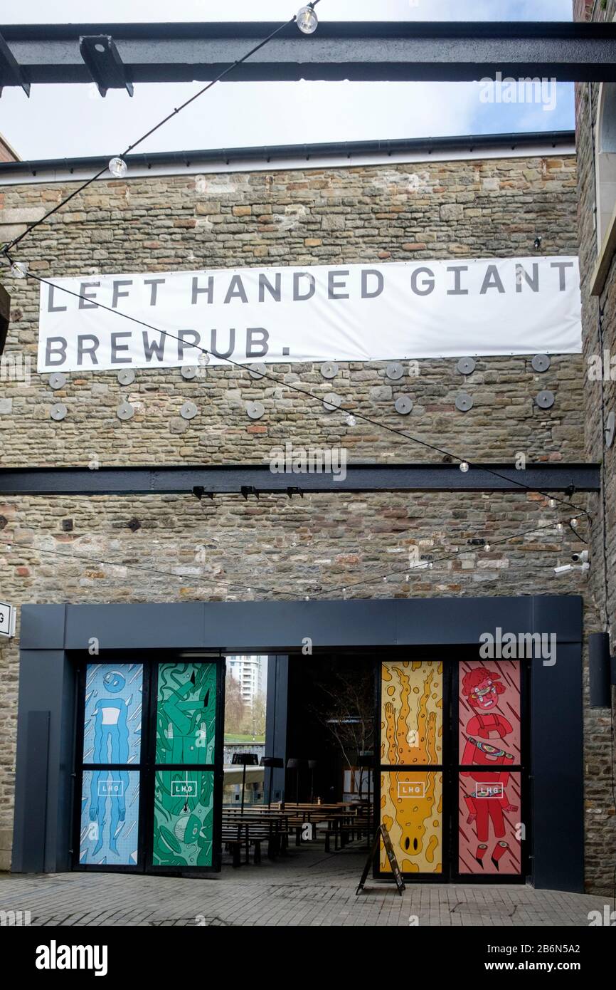 Der Linkshändige Giant Brew Pub in Finzels Erreicht Bristol UK, Stockfoto