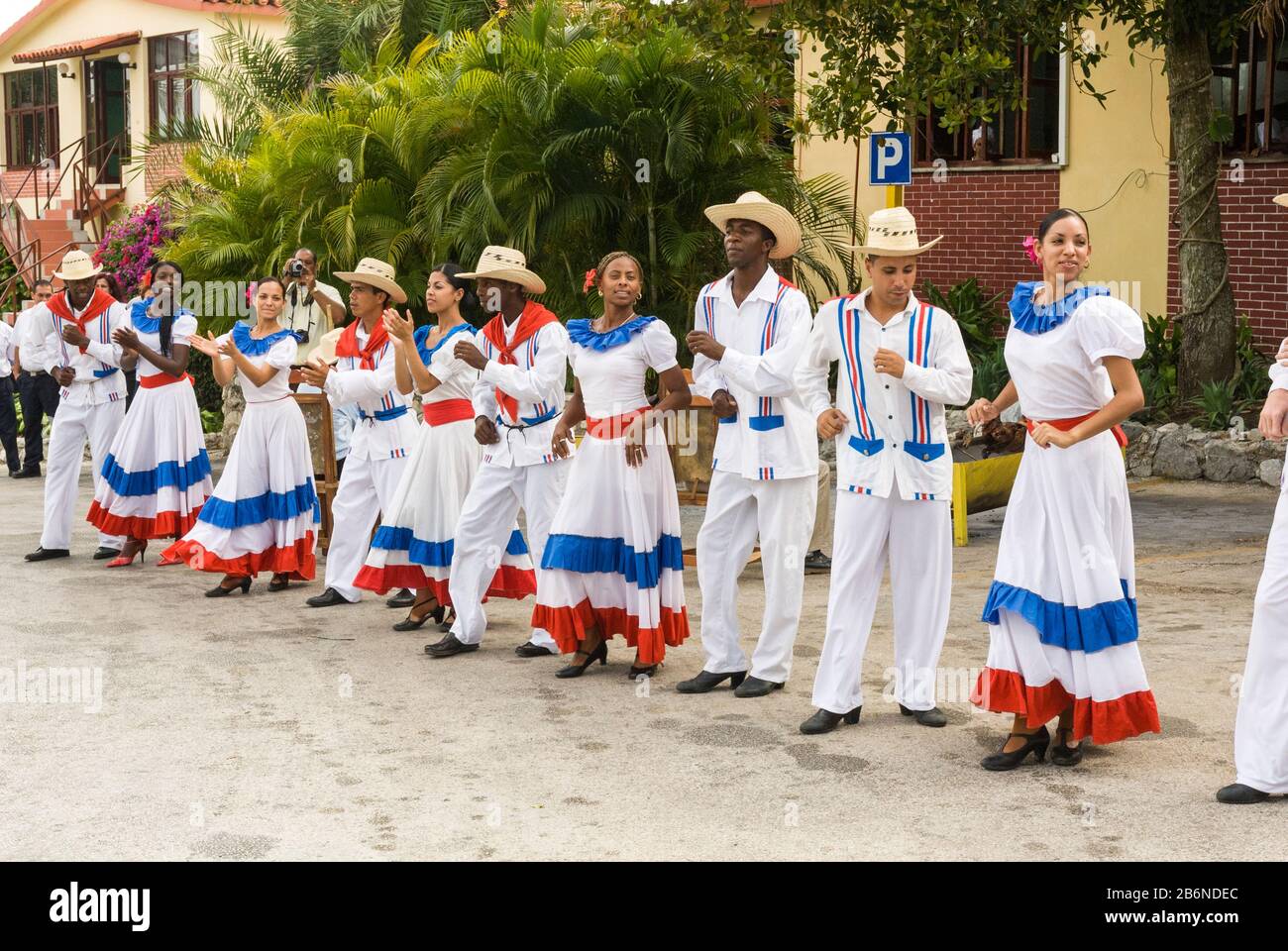Kubanische typische Tanzgruppe. Kuba Stockfoto